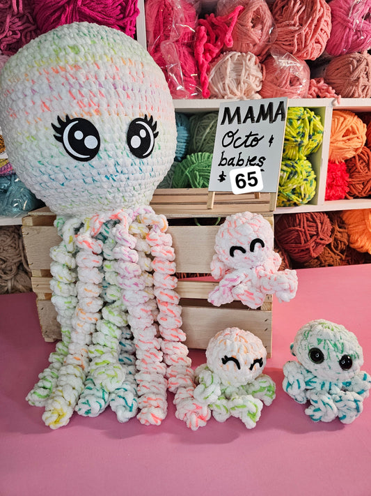 Mama Octo and Babies 🐙🐙🐙🐙